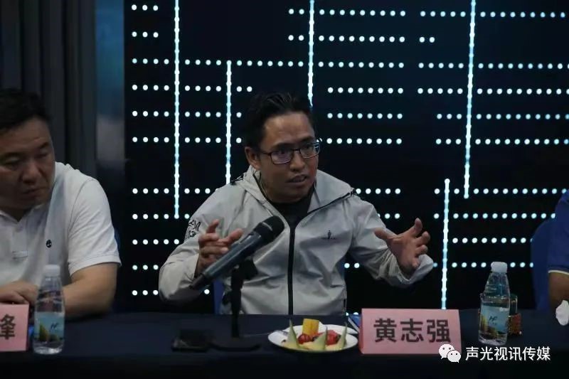ZOBO董事長張新峰作為聲光視訊行業(yè)聯(lián)盟代表赴豫芒溫暖災(zāi)區(qū)，傳遞愛心