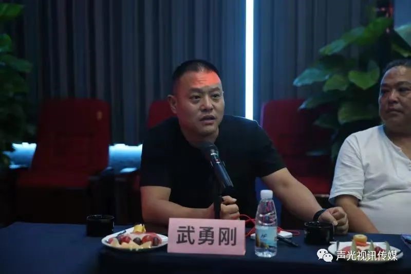 ZOBO董事長張新峰作為聲光視訊行業(yè)聯(lián)盟代表赴豫芒溫暖災(zāi)區(qū)，傳遞愛心