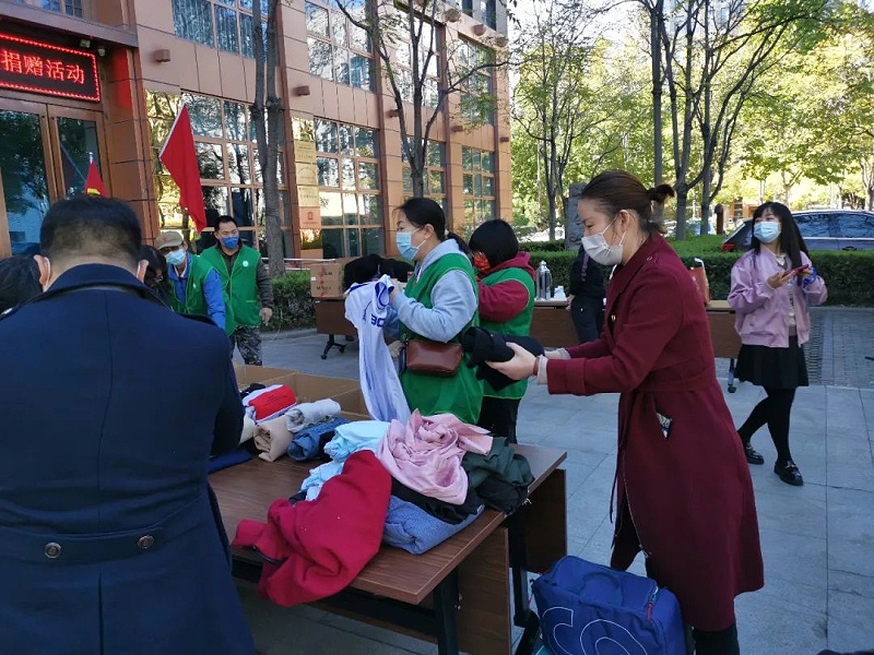 黨建 公益為民丨ZOBO卓邦第六屆“愛在藍(lán)天下”公益捐贈(zèng)