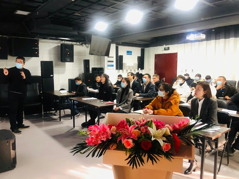 北京卓邦電子技術(shù)有限公司舉行企業(yè)新型學(xué)徒制開班儀式暨開班課