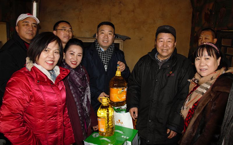 8愛照淶源，ZOBO卓邦黨支部寒冬送暖扶貧活動(dòng)